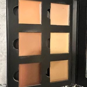 Aesthetica Cosmetics Cream Contour and Highlighting Makeup kit